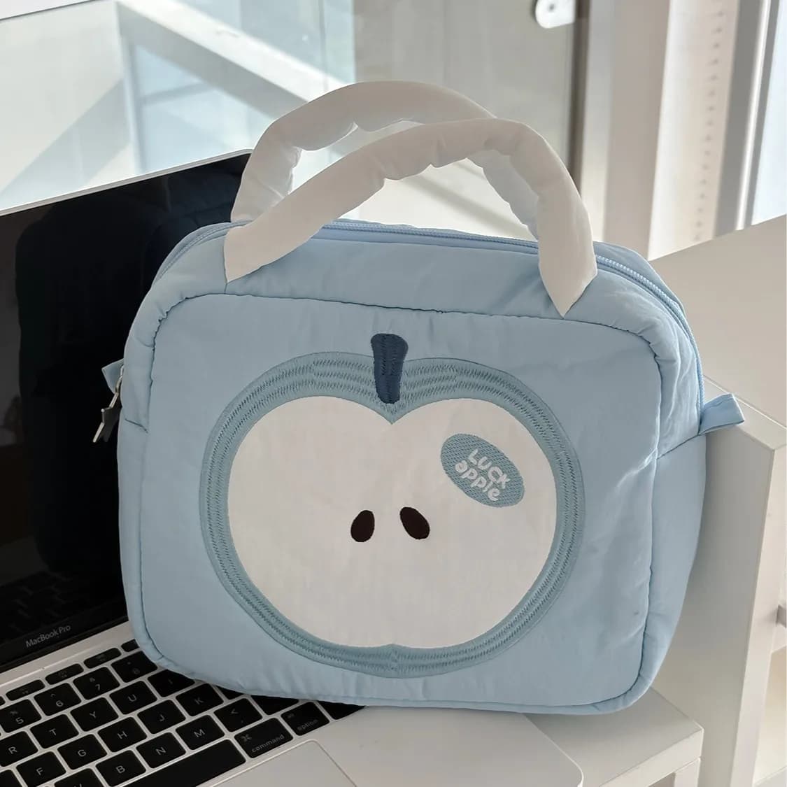 Apple Pattern Handheld Makeup Bag Large Capacity Portable Travel Camera Bag Multilayer Cosmetic Wash Storage Organizer for Women