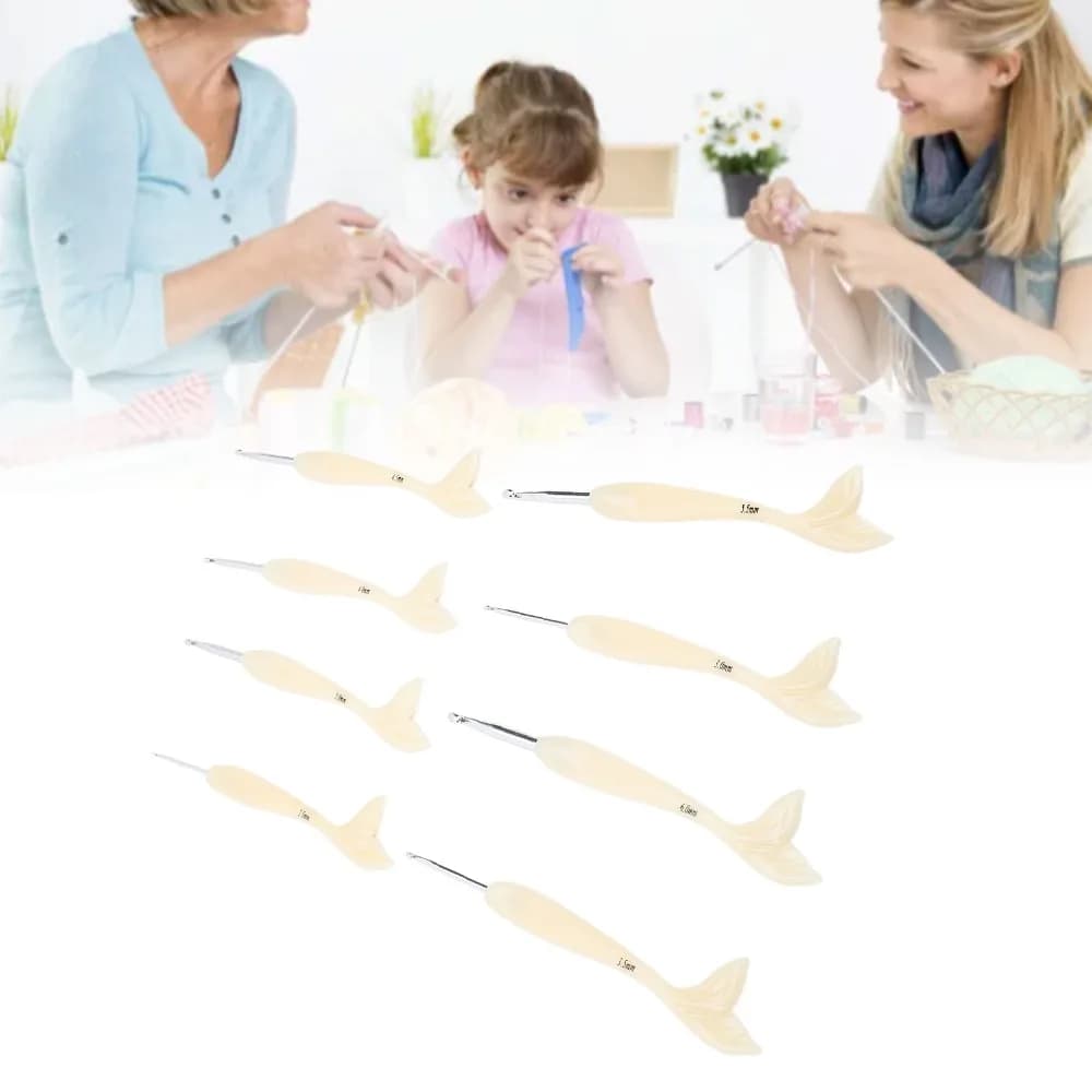 Set di 8 uncinetti con manico a coda di pesce in alluminio e ABS, bianchi, da 2,5 mm a 6,0 mm