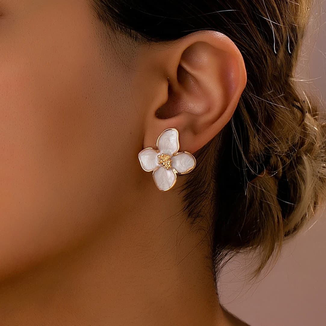 Orecchini da Donna, Semplici Orecchini a Fiore Bianco in Lega di Zinco, Adatti per l'Uso Quotidiano e per le Vacanze
