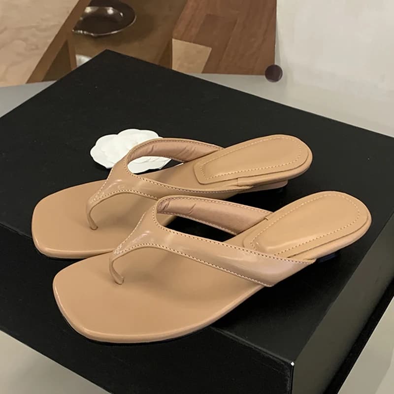 Liyke High Quality Cozy Leather Women Flip Flops Slippers Fashion Clip Toe Narrow Band Sandal Low Wedge Heels Beach Slides Shoes