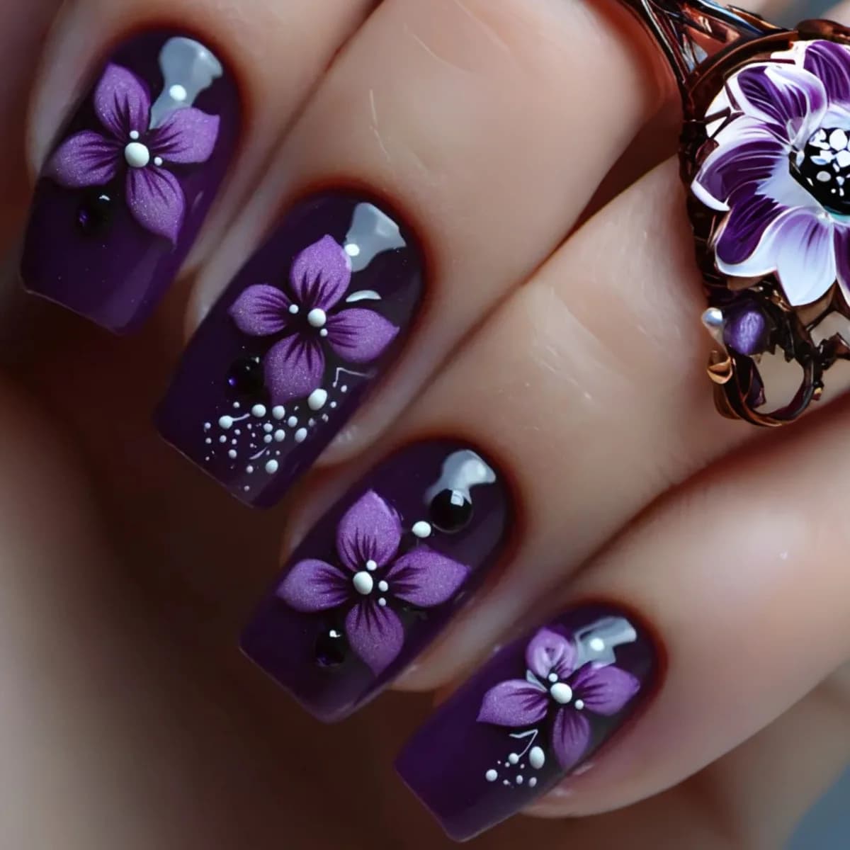 Medium square fake nails for women and girls, design of purple white flowers for the tips of spring and summer French nails, press on fake nails