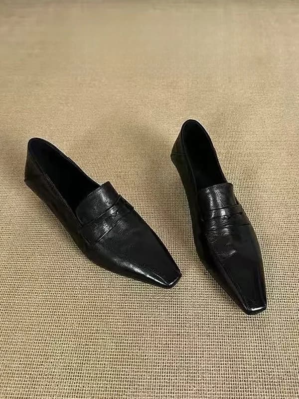 Elegant Versatile Women's Slip-On Loafers Leather Upgraded Spring Fashion Flat Head Thick Heel Easy to Wear Single Shoes