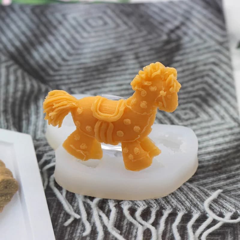 3D Trojan Horse Shape Soap Molds Aromatherapy Mold Handmade Tools for Perfume Soap Resin Craft Soap Molds for Soap Making