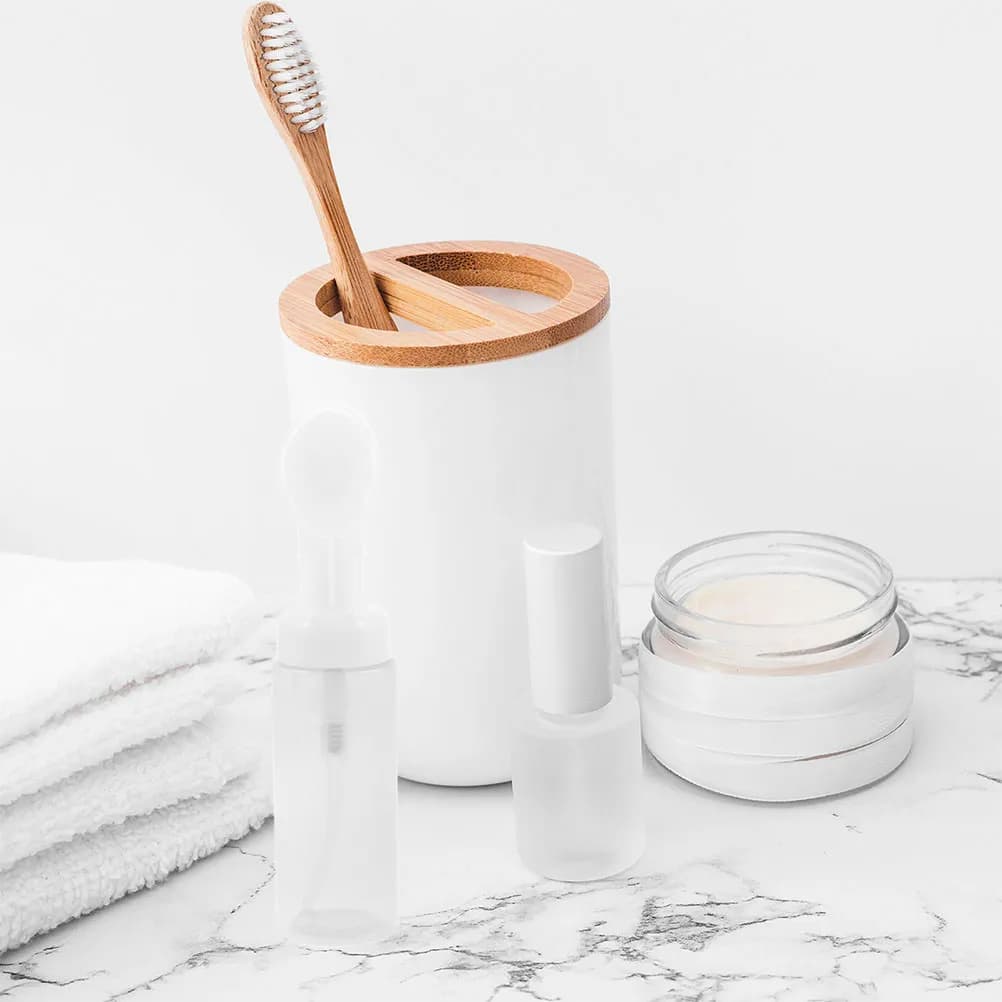 3 flaconi da viaggio in plastica trasparente da 60 ml con dispenser schiumogeno per sapone per le mani, gel doccia, detergente viso, leggeri e compatti