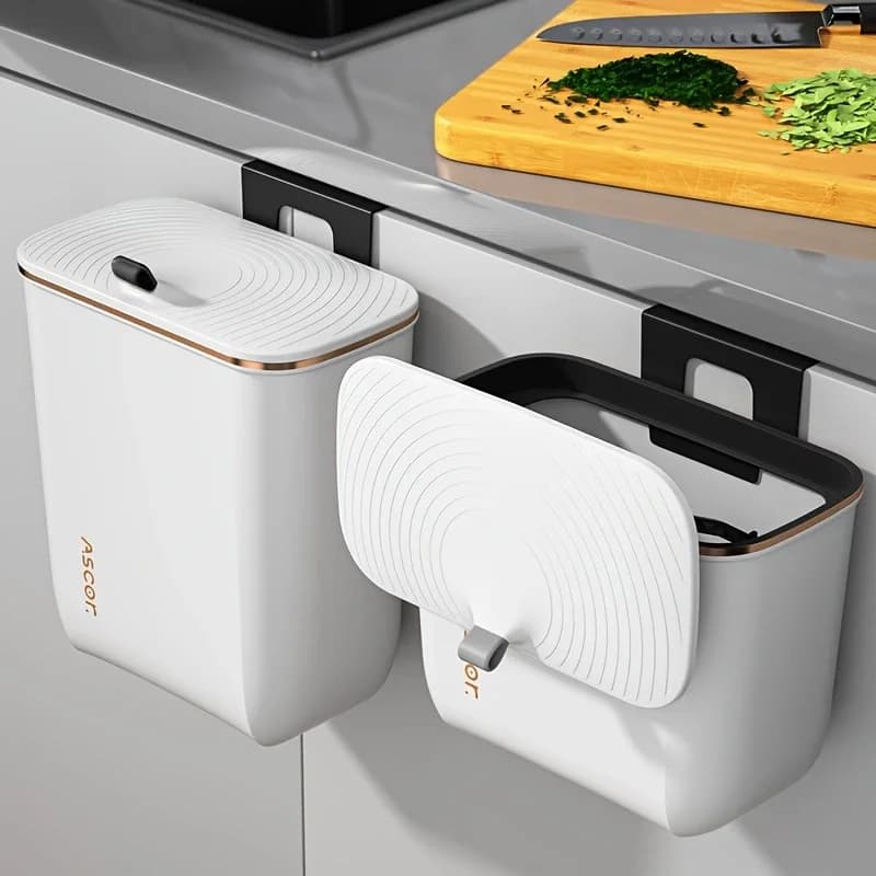 Bidone della spazzatura sospeso Porta dell'armadio da cucina Bidone della spazzatura a parete Riciclaggio del cestino della spazzatura con coperchio Accessori per la cucina del bagno