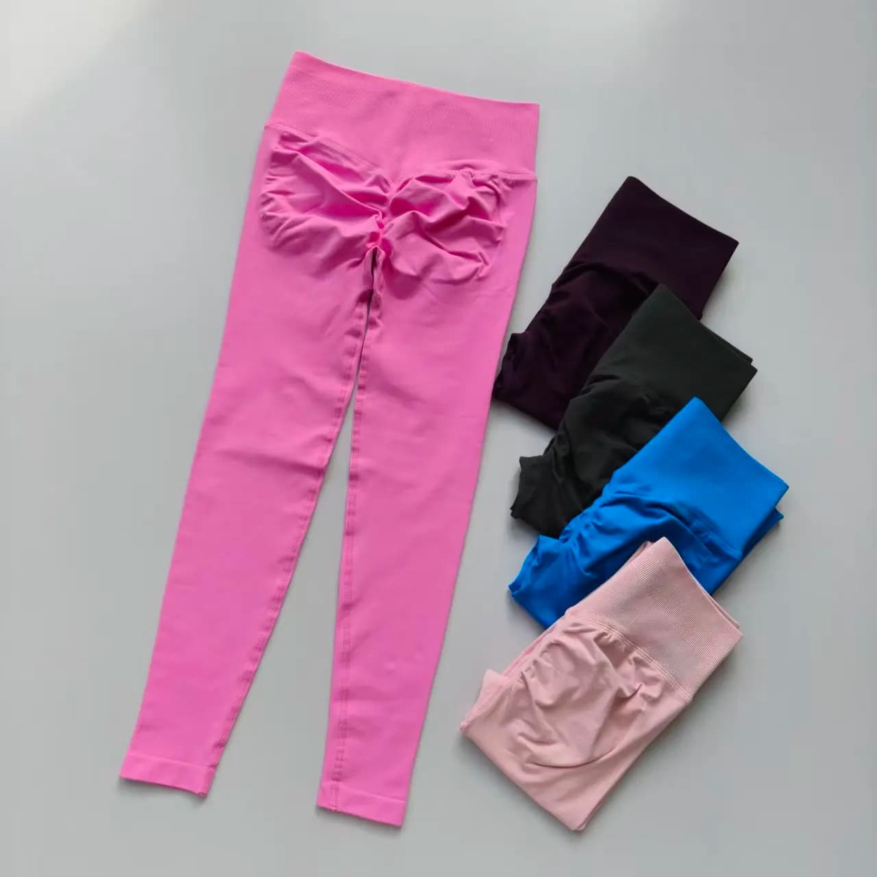Yoga pants for lifting your butt fishing color without seams, elasticized, adherents, for running, gym exercises, quick drying leggings