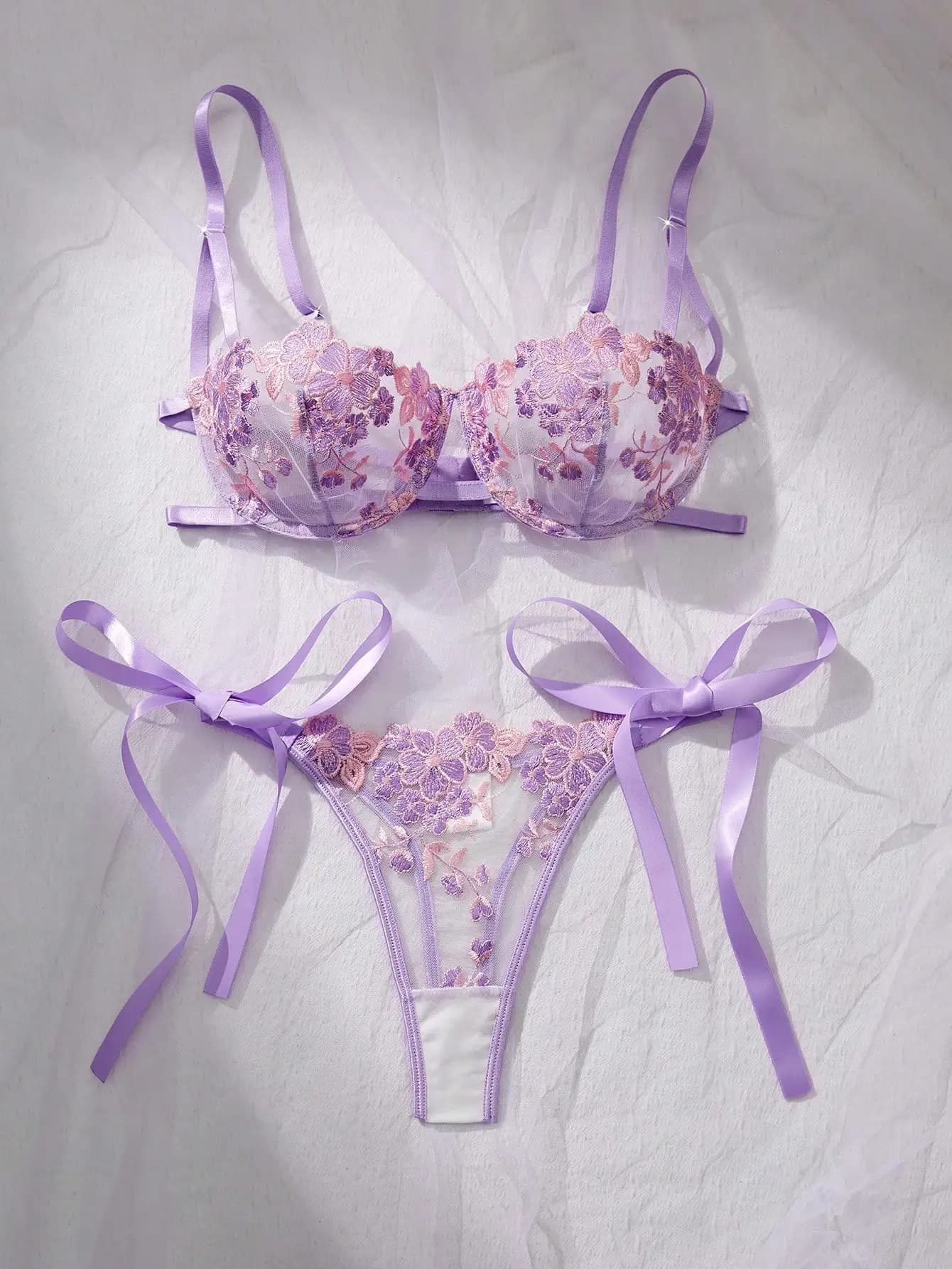Esselle 2pcs Women Sky Blue Embroidered Lace Strap Underwear Lingerie Bra & Panty Set