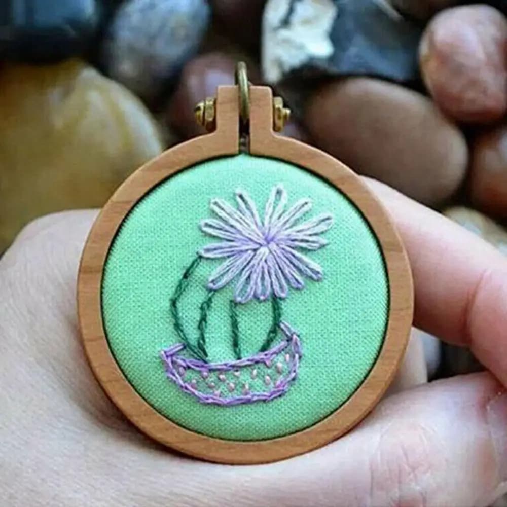 Round Mini Wooden Embroidery Sewing Kits Frame Hoop Ring Cross Stitch Tools Pendant
