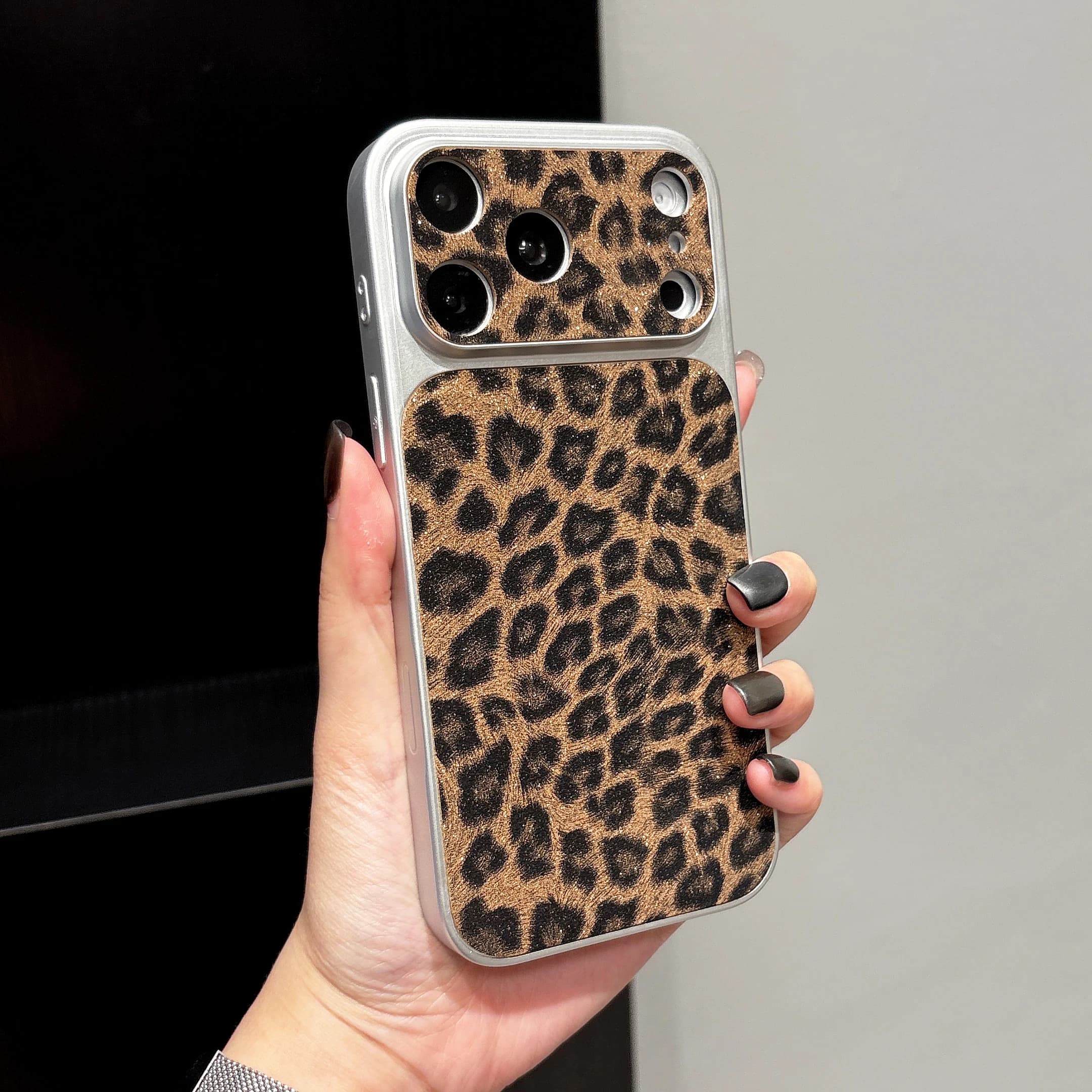 Custodia per telefono di lusso con stampa leopardata e glitter per iPhone 17 Air 17 16 15 14 13 12 11 Pro Max Plus, cover antiurto con paraurti