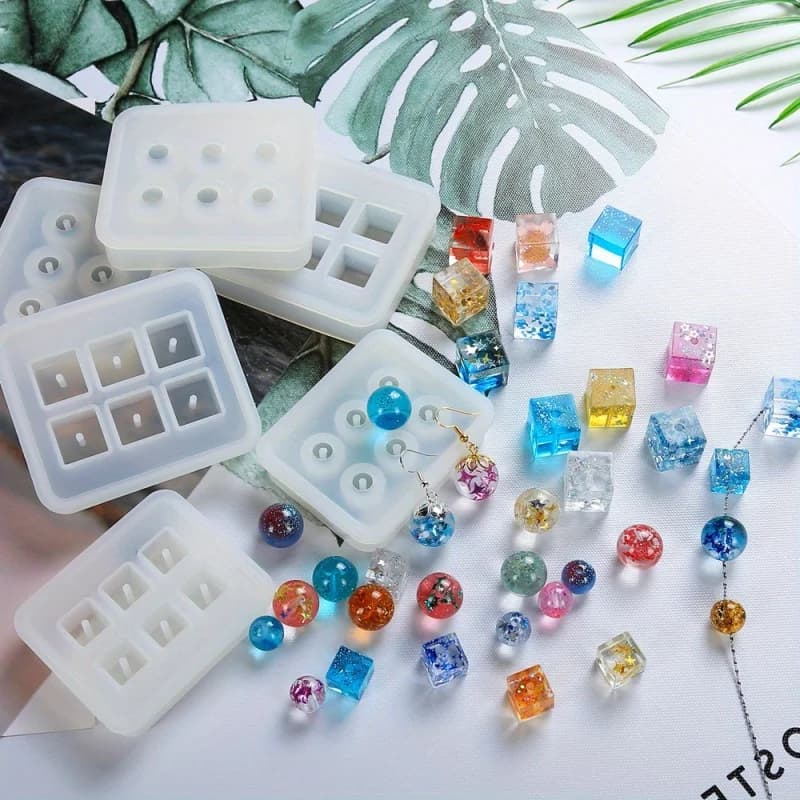 Un Set di quattro perline di sfera di cristallo che fanno stampo in Silicone, braccialetto per la creazione di applicazioni, collana, portachiavi, ciondolo, gioielli e resina epossidica R