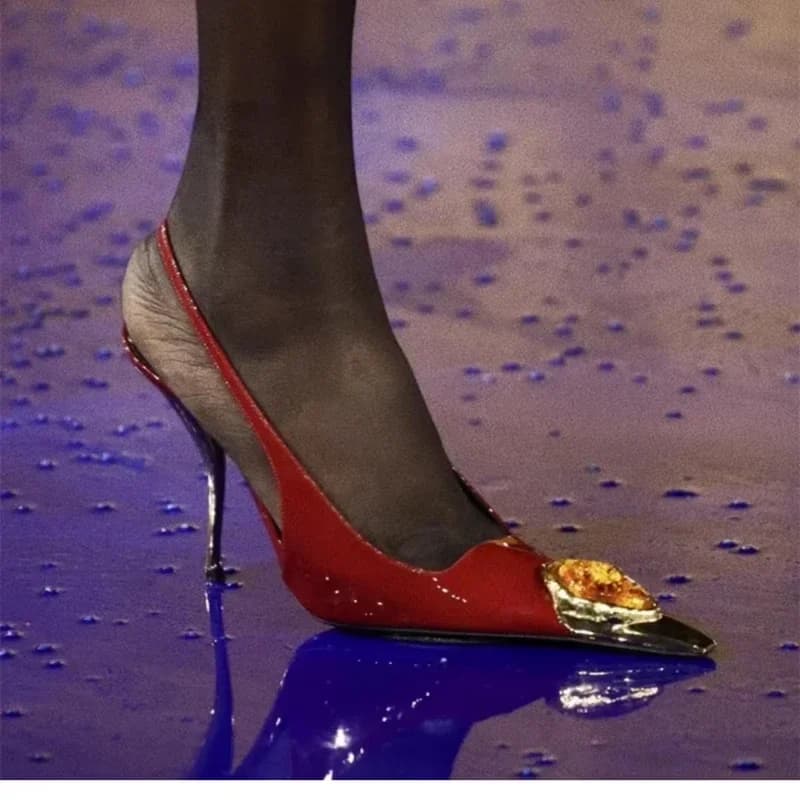 Sandali con tacco alto di lusso Moda Eeterosexale Tacchi alti rossi Decorazione gioiello Scarpe da donna Scarpe da banchetto Sandali con tacco alto da donna