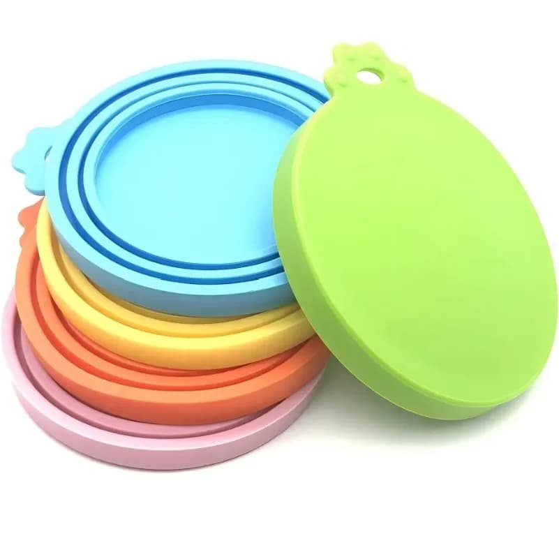 Food-grade silicone pet food lids, reusable, BPA-free, suitable for most cat and dog food tin sizes