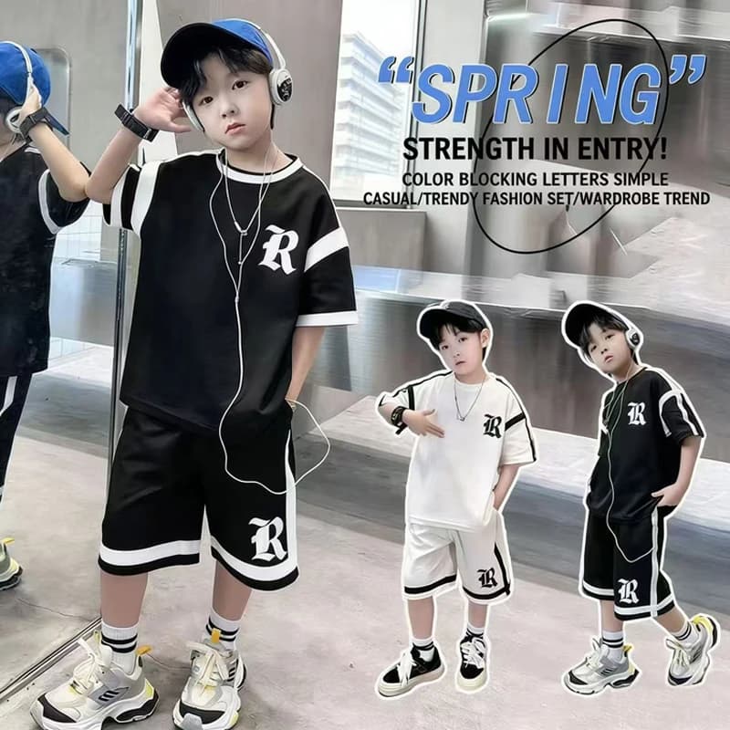 T-shirt sportiva a maniche corte ad asciugatura rapida per ragazzi, set sportivo estivo leggero per bambini, completo casual nero due pezzi