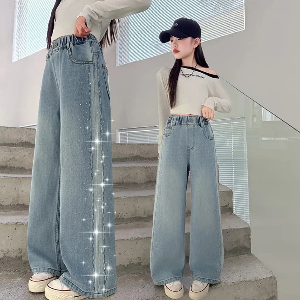 Jeans Primaverili per Bambini con Ricamo a Fiocco sulla Tasca, Pantaloni in Denim Lavato alla Moda per Ragazze