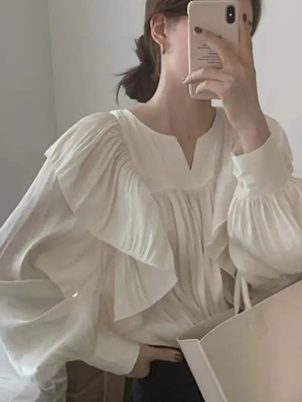 Elegant Chic Pleated Bubble Sleeve Shirt Women's Spring Autumn Fashionable Lace Trim Blouse V-neck Long Sleeve Casual Style