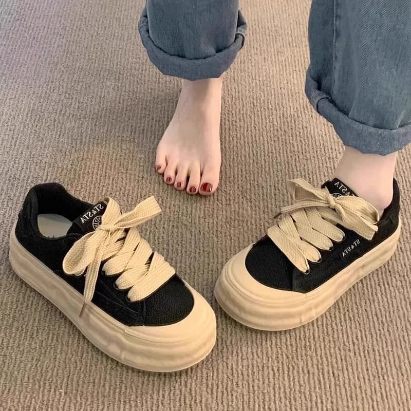 German training shoes with thick sole 2025 Spring and autumn new slip table shoes from low cut casual women sports shoes