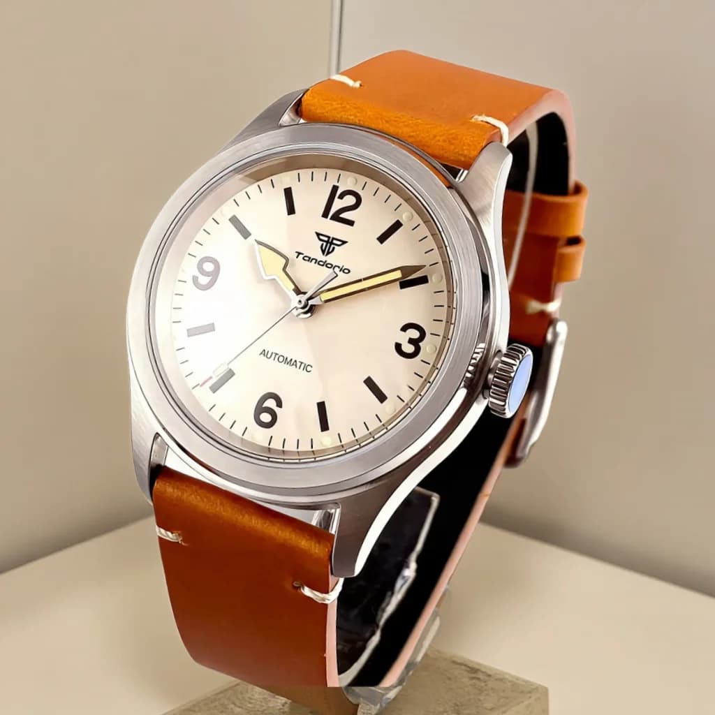 Orologio Meccanico da Immersione Tandorio 38mm Militare con Movimento Giapponese NH35A PT5000, Impermeabile 200M, Vetro Zaffiro Bombato, Quadrante Crema Nero Vintage