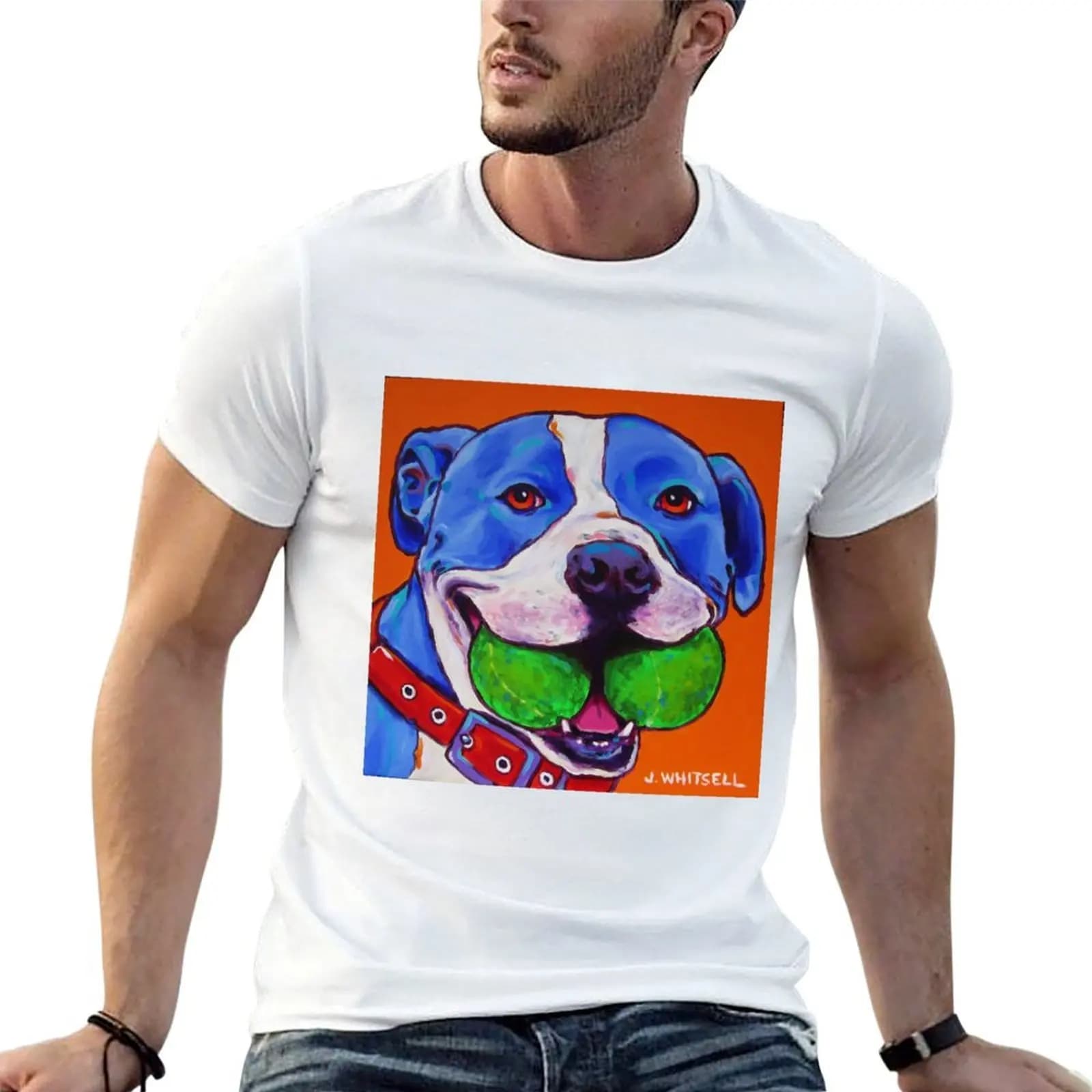 Divertente Pitbull colorato con palline da tennis - T-shirt J. Whitsell Art, t-shirt con stampe, t-shirt in cotone, t-shirt 100% cotone