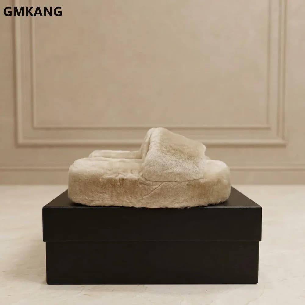 Fuzzy Fur Platform Slide Slippers for Women Open Toe Winter Warm Thick Sole Comfortable Indoor Outdoor House Sandals