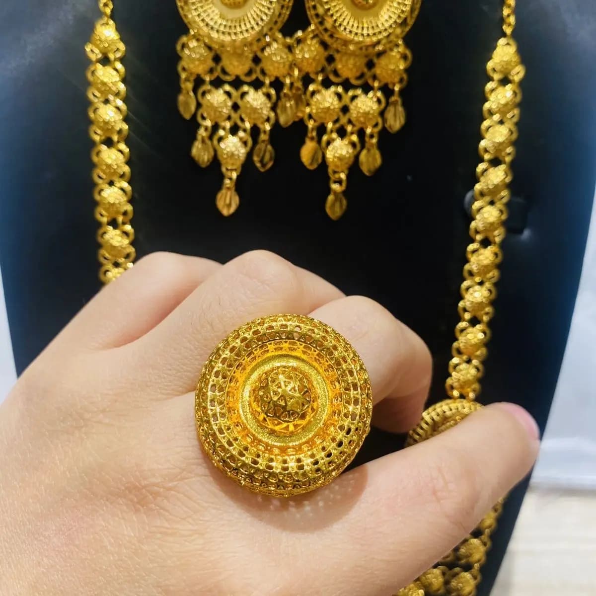 Nuovo Set di Gioielli da Donna in Stile Dubai, Collana e Orecchini Placcati in Oro 24K, Elegante Set per Fidanzamento e Feste per Coppie DD11047