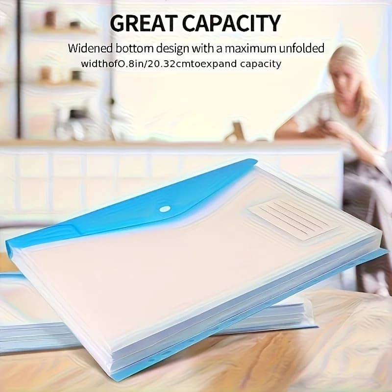 Large Capacity Expandable File Folder with Button and Label Pockets, Christmas Design, Suitable for School, Home, Office