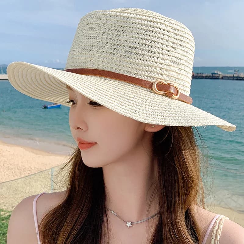 Wide-sleeved hats for girls in straw with fashionable flat top Outdoor sun hat Lace-shaped strap Lightweight beach caps Q15