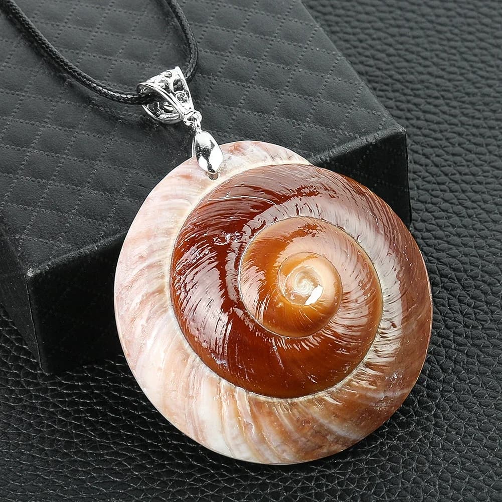 Collana con ciondolo conchiglia madreperale naturale, conchiglia marina, catene decorative in corda, articoli da regalo di compleanno femminile, accessori per gioielli