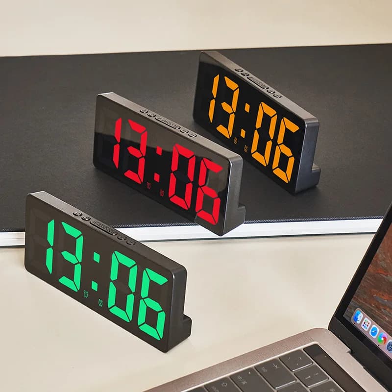 Watch with Creative Numbers Color Night Light Temperature Calendar Alarm Clock LED Number Large Electronic Clock Retro Lighting Home Decorations