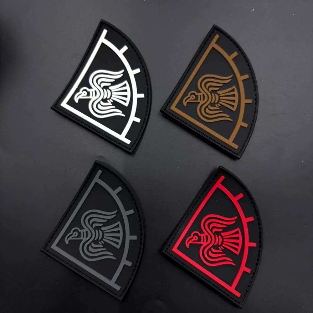 Adesivo con logo a forma di uccello in PVC, con effetto fosforescente, con gancio sul retro, adatto per decorare borse, zaini, gilet e abbigliamento, adesivo ricamato, gomma morbida