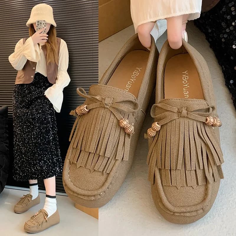 Scarpe da donna casual con frange Calzature femminili Mocassini morbidi autunnali con abito slip-on in pelliccia con nappe Estate Autunno Nuovo