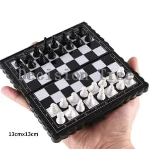 2025 pieghevole magnetico portatile mini scacchi internazionali per bambini espansione mentale puzzle gioco di scacchi set resistente alle cadute a pressione