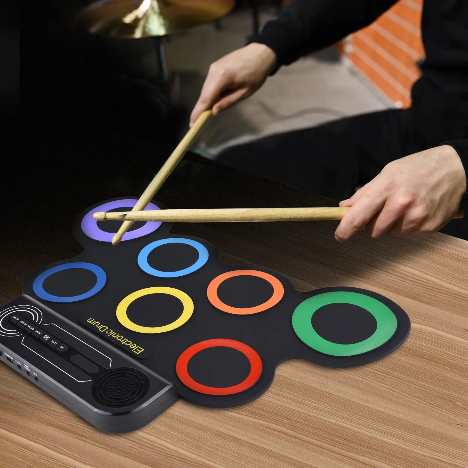 Set di Batteria Elettronica con Altoparlante, Batteria Portatile con 7 Pad, Supporta Vari Ingressi Audio, Kit di Batteria con Pad in Silicone per Pratica