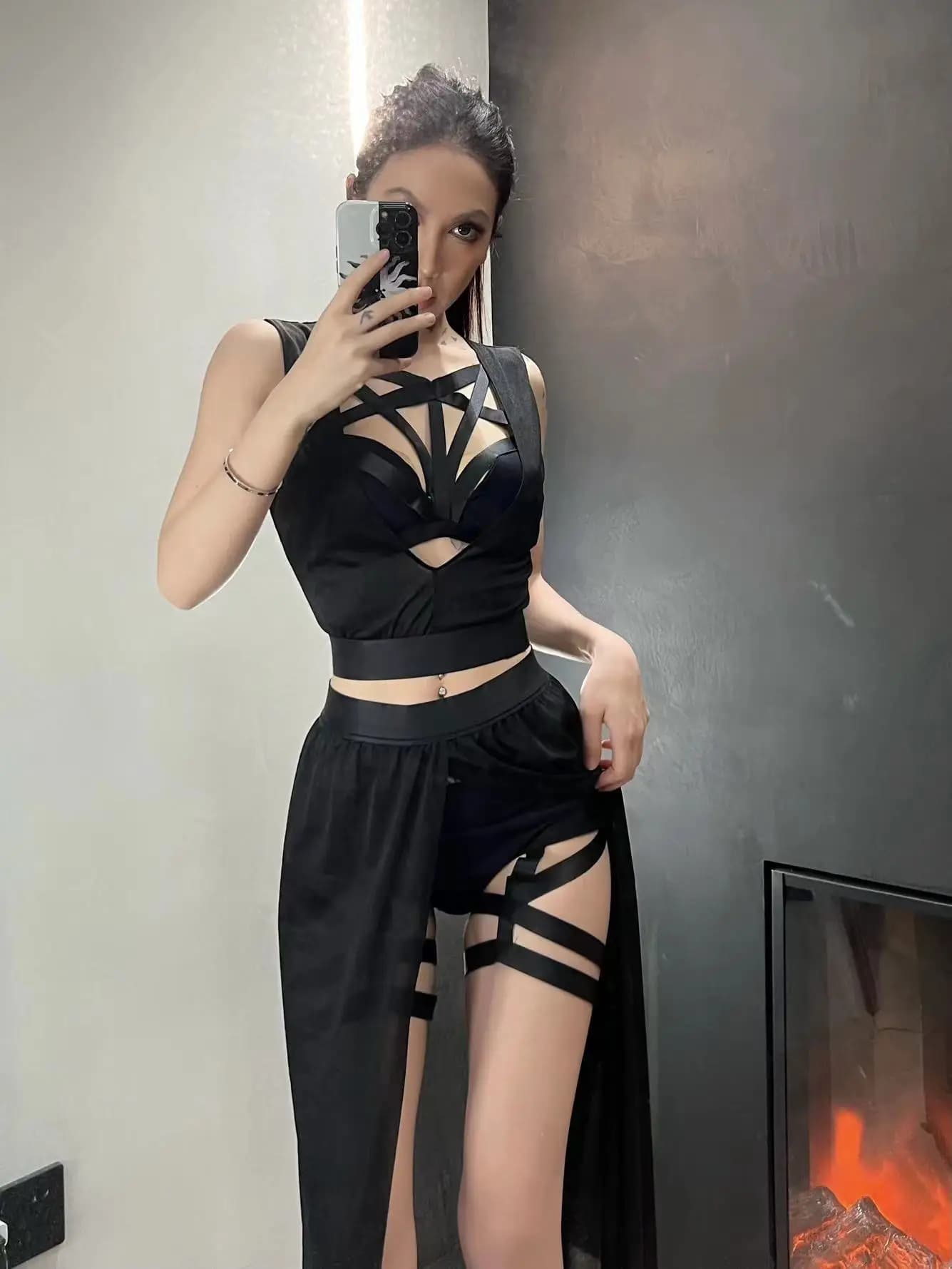 Goth Club Maglia Sexy Estate Corsetti Gonna Set Donna Senza maniche Nero Crop Bra Top Fasciatura Mutande Gonna a fessura Set da 4 pezzi