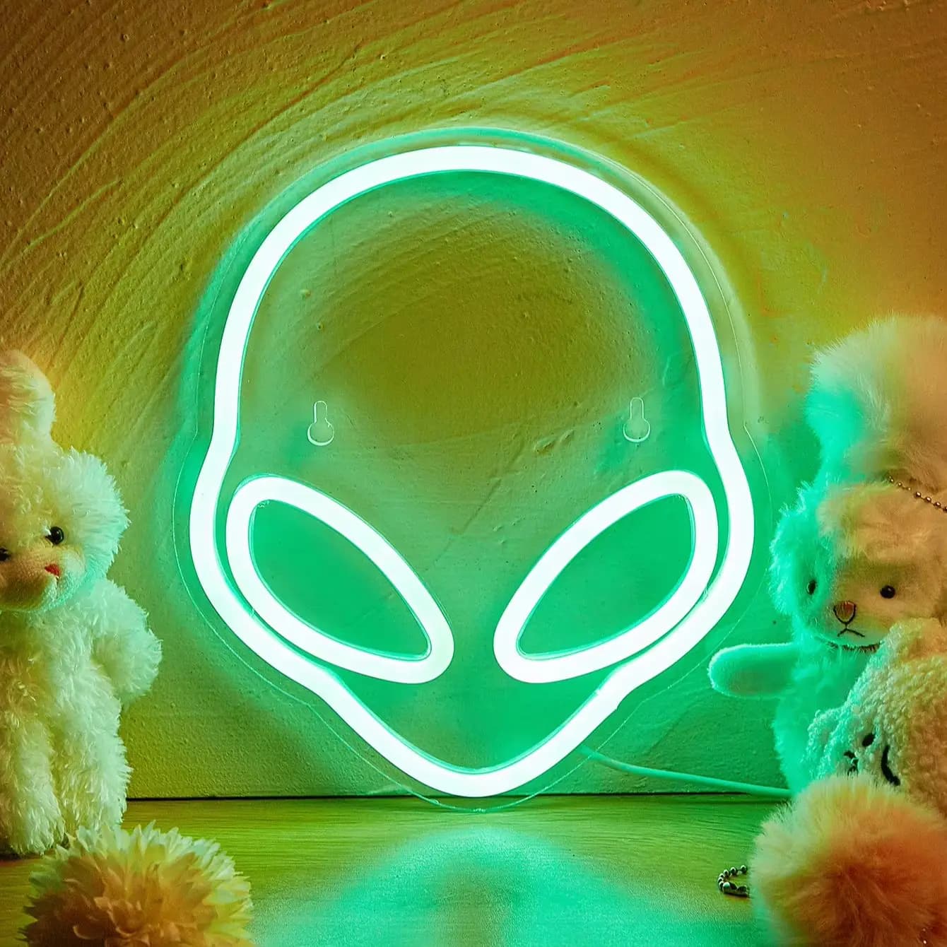 Chi-buy Insegna Luminosa LED Neon a Forma di Alieno, Alimentata via USB, Luce Notturna 3D, Decorazione da Parete per Camera da Letto e Soggiorno