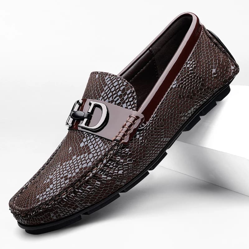 2025 Scarpe da guida in pelle bovina traspirante a due strati primaverili da uomo di marca di lusso Mocassini da lavoro comodi da uomo nuovi di moda