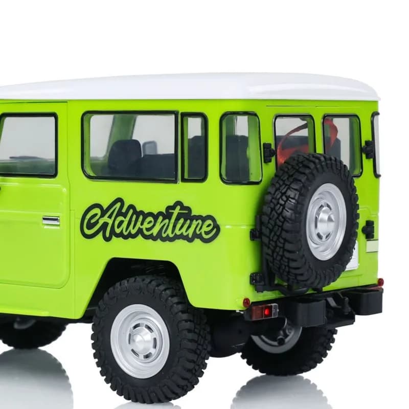RTR RC Mini Toys 1/16 Scale Crawler 4x4 HG FJ40 Electric Car Off-road Vehicles with Light Sound Systems Smoking Unit Toy