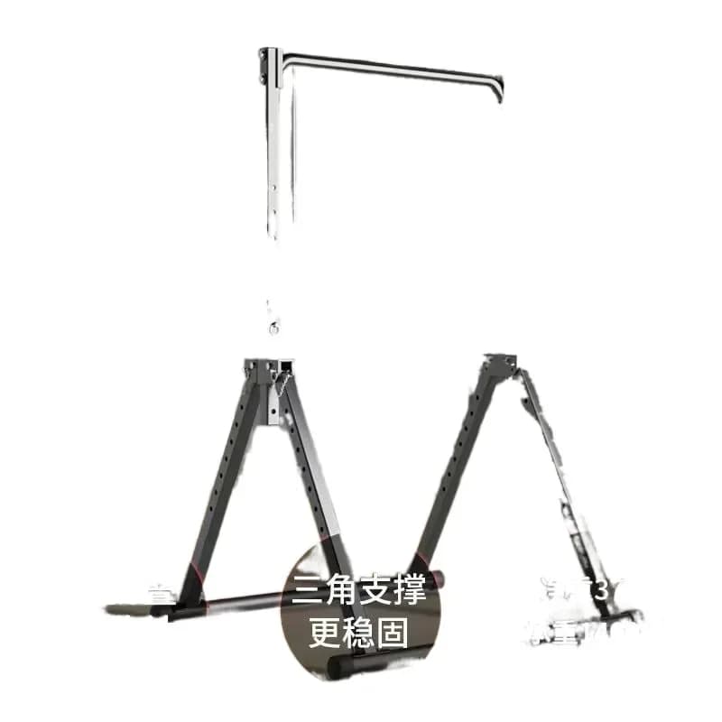 Horizontal bar for domestic tractions