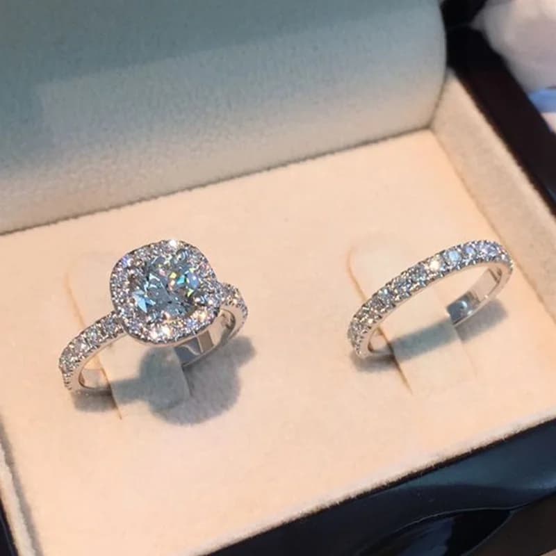 Set di 2 anelli di lusso con cristalli e zirconi AAA per donna, anelli da sposa alla moda, anelli d'amore.