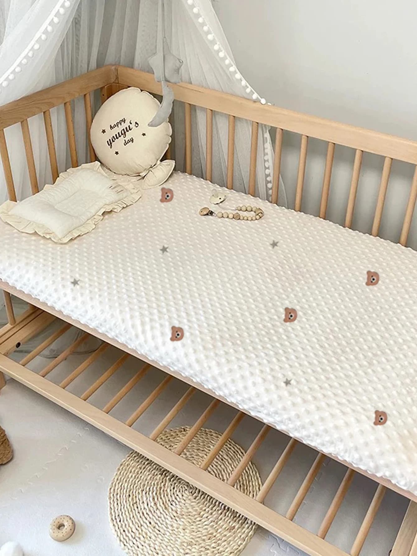 Embroidered Bean Velvet Crib Sheet, Soft Full-Coverage Baby Mattress Cover, Cute Bedspread for Children's Beds, Suitable for Boys and Girls, Available in Multiple Sizes, Machine Washable