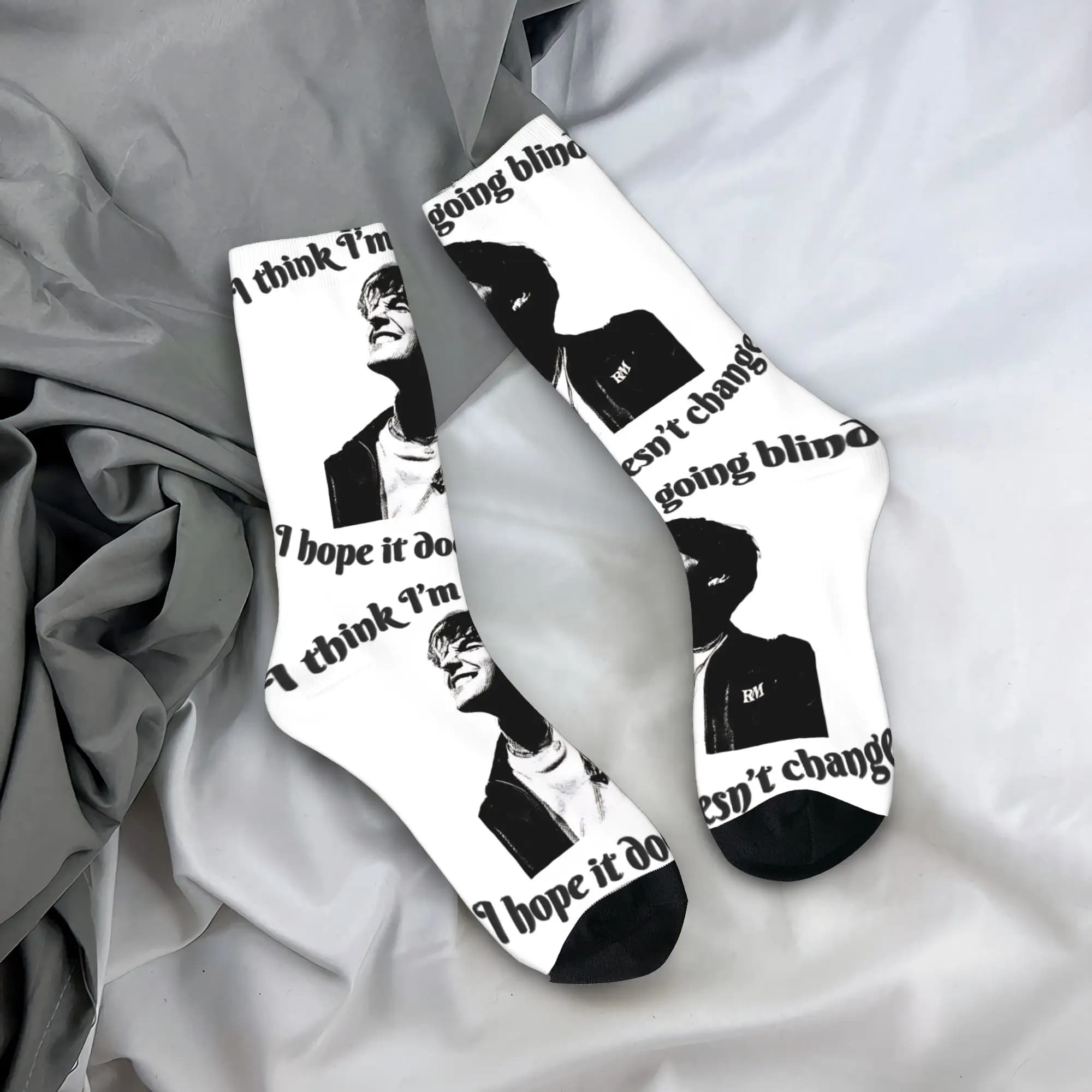 I'm fine to lose sight, I hope it won't change the role I play - Custom men's slip socks, autumn soft socks