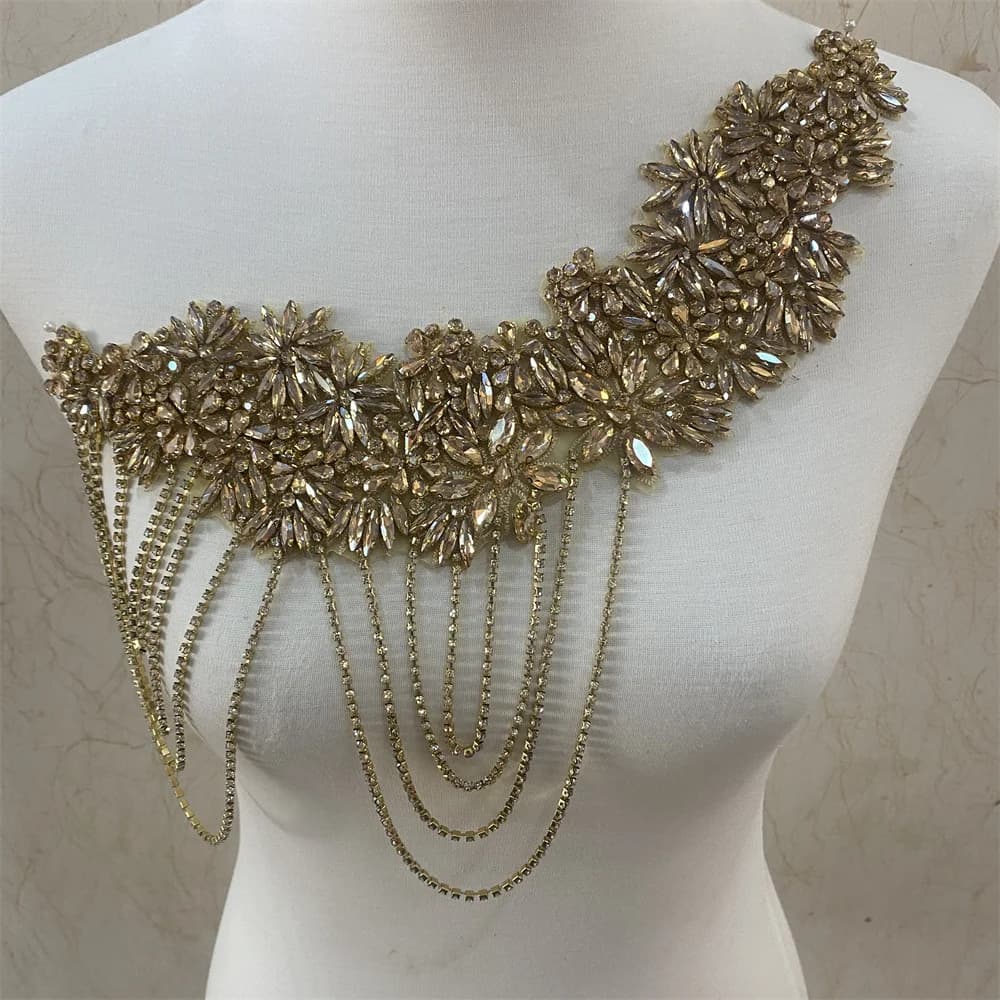 1PCS Hottest Rhinestone Applique Patch Sew on For Wedding Gown Bridal Evening Wear Diamond Design Patch