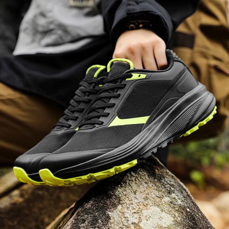 Scarpe da Corsa Specializzate per Maratona, Sneakers Sportive Traspiranti e Leggere con Piastra in Carbonio per Uomo e Donna, Comode e Antiscivolo