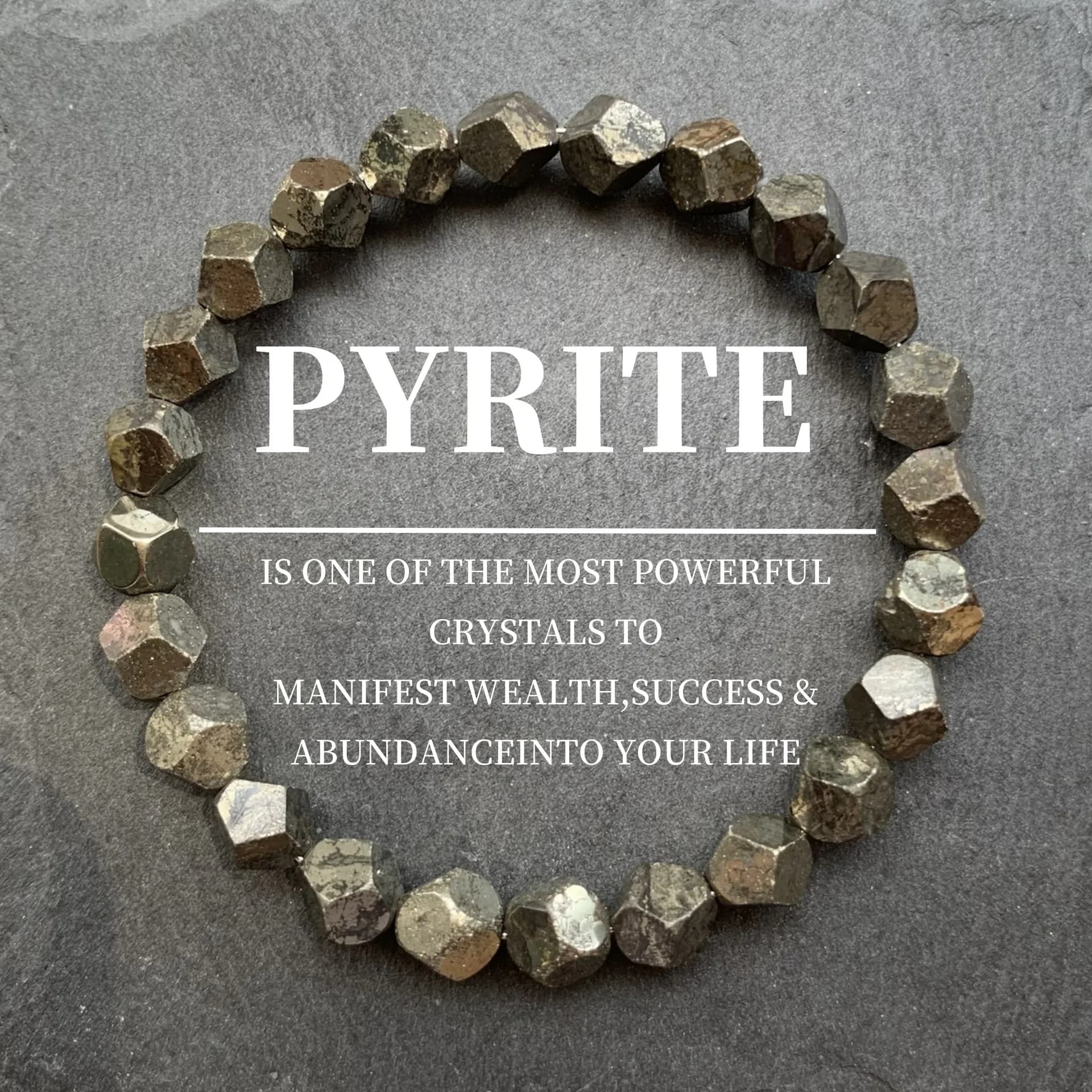 Bracciale con Perline di Pirite Sfaccettata, Gioiello Artigianale in Pietra Naturale Elastica con Cristalli Curativi