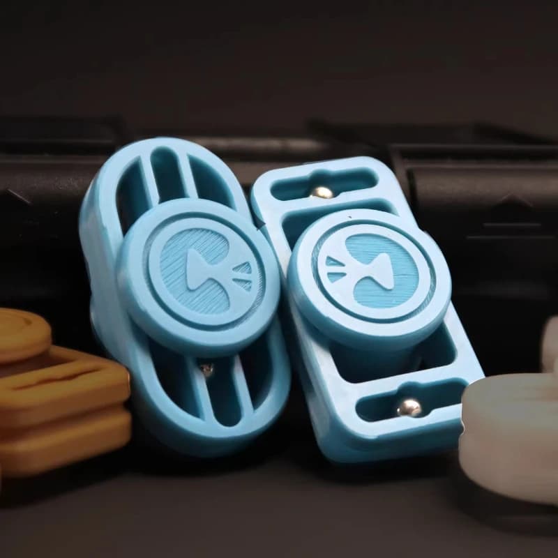 HAOTZ EDC Hand Fidget Spinner Roller con Cuscinetti a Sfera, Giocattolo Antistress Girevole per Alleviare l'Ansia per Donne e Uomini