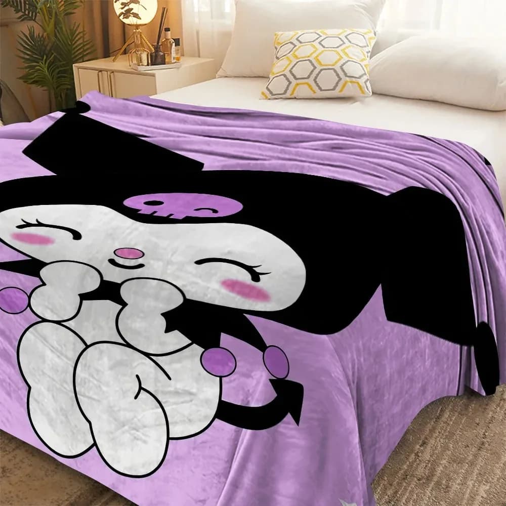 Coperta in flanella viola Kuromi, morbido plaid con stampa di personaggi simpatici con teschio e corna, decorazione Kawaii Sanrio per camera da letto e cameretta dei bambini