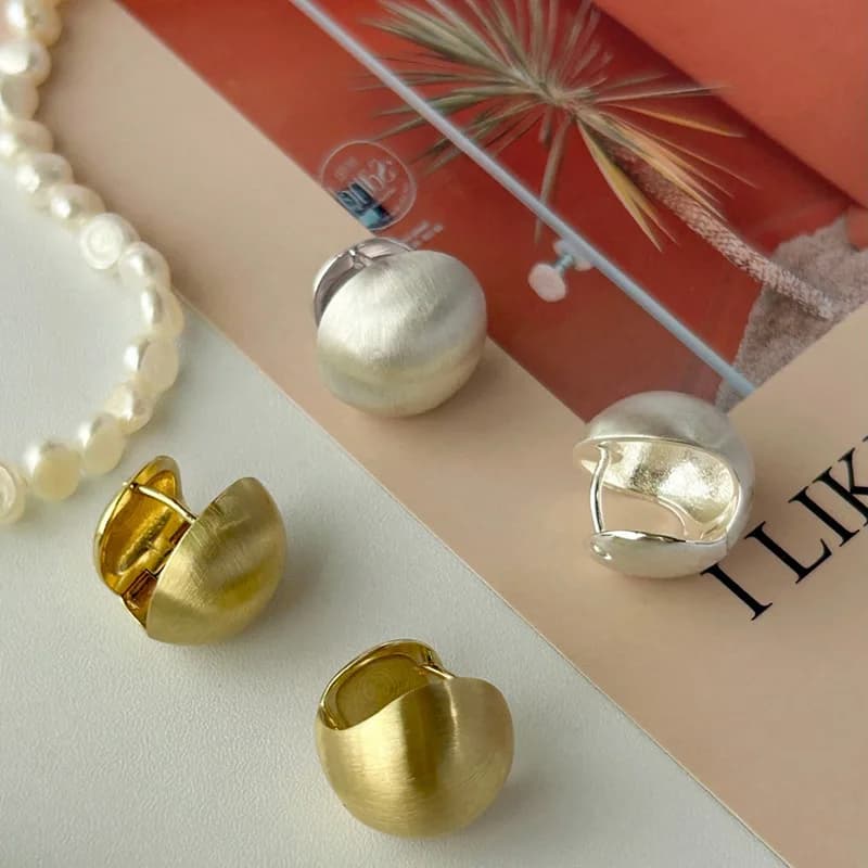 Orecchini a cerchio con sfera rotonda glassata placcata oro argento moda per le donne Ragazze eleganti gioielli per feste regalo e2365