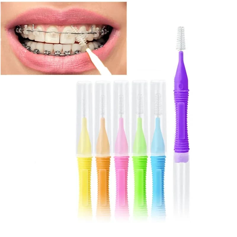 Set of 32 Pieces for Interdental Cleaning: Interdental Wire, Interdental Brush, Orthodontic Brush, Oral Hygiene Stuzzicadents and Tooth Whitening