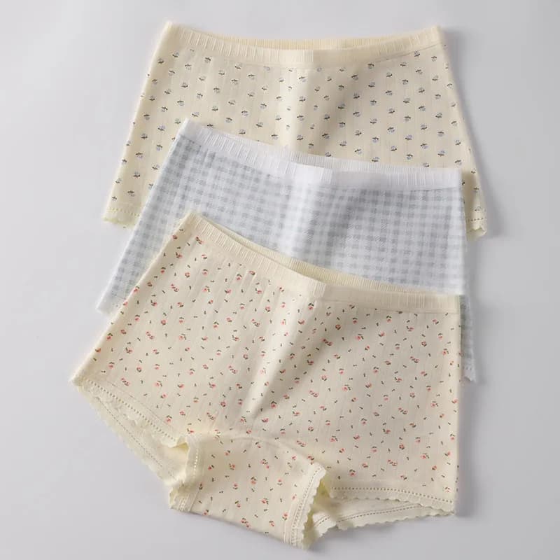 Women's Breathable Lace Panties Traceless Boxer Briefs Soft Mid-Rise Comfortable Underwear Sexy Intimates