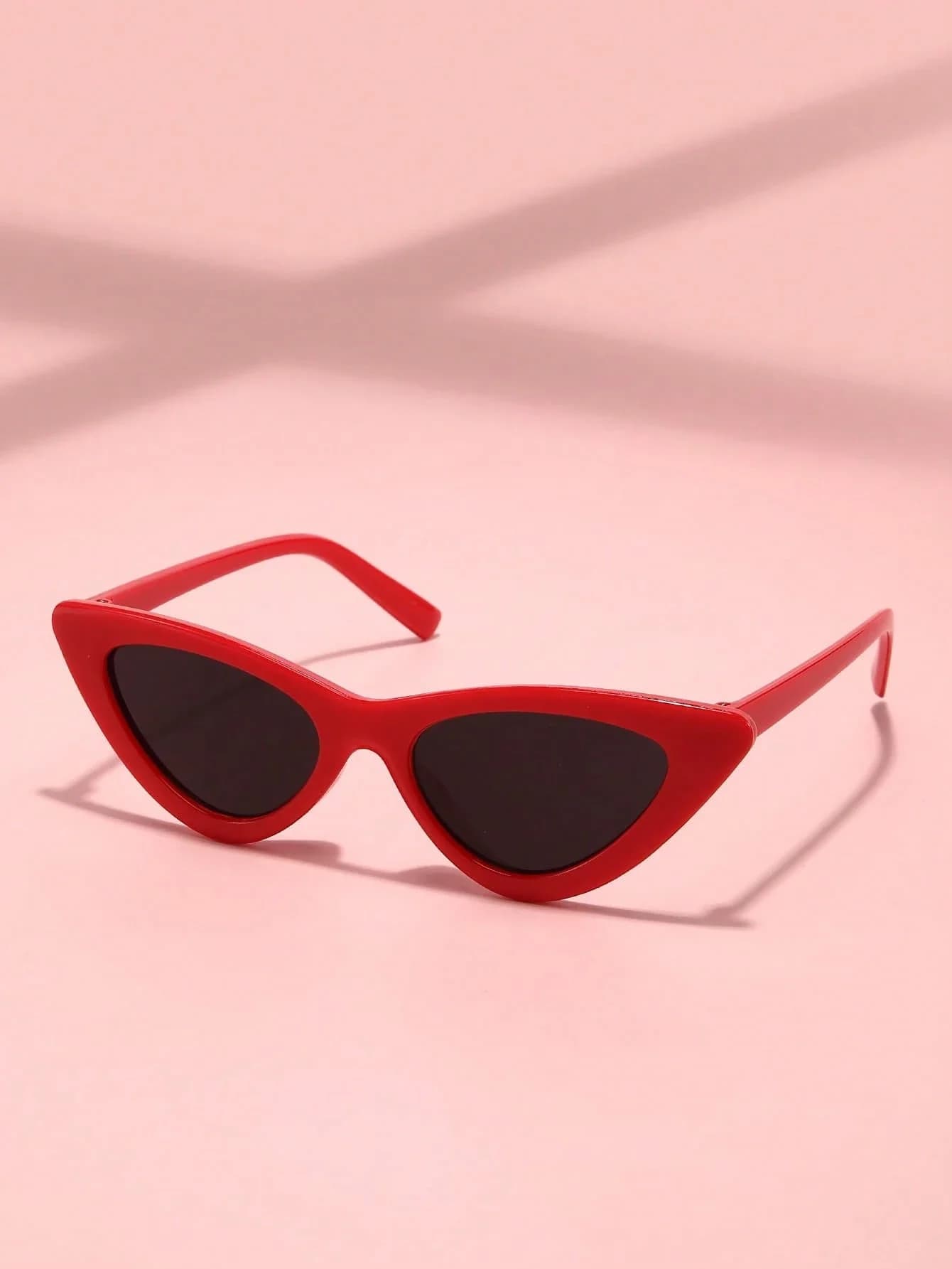 Occhiali da sole unisex a occhi di gatto alla moda per l'uso quotidiano e accessorio da spiaggia