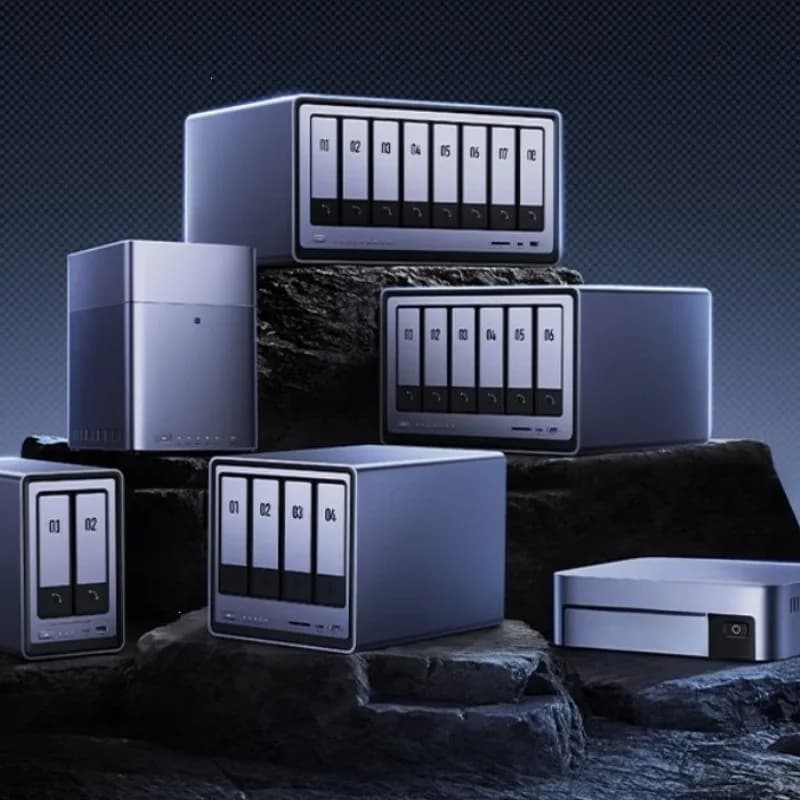 Server domestico con disco rigido di archiviazione di rete NAS a sei bit
